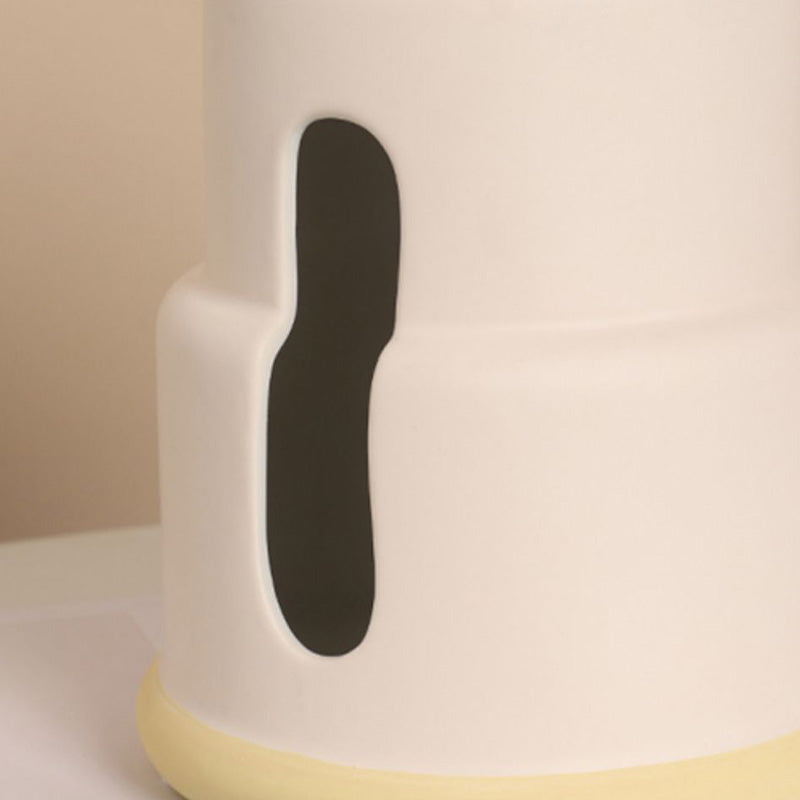 Lighteme Taschentuchbox aus Keramik mit Erdbeerkuchen