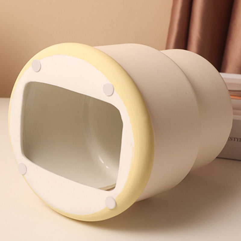 Lighteme Taschentuchbox aus Keramik mit Erdbeerkuchen