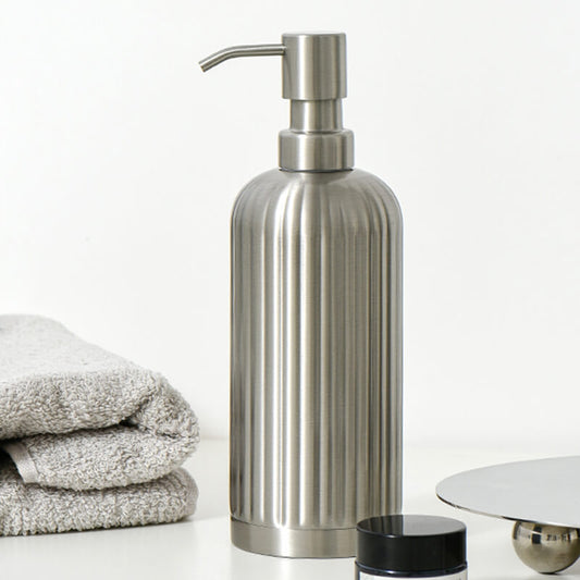 Distributeur de savon Lighteme en acier inoxydable rayé