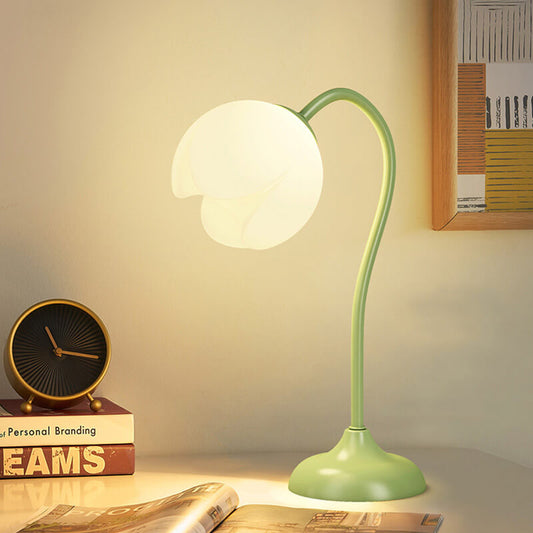 Lampe de table Lighteme en forme de tulipe
