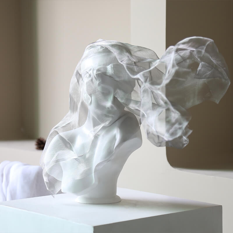 Lighteme Schleiermädchen-Dekoration aus Kunstharz