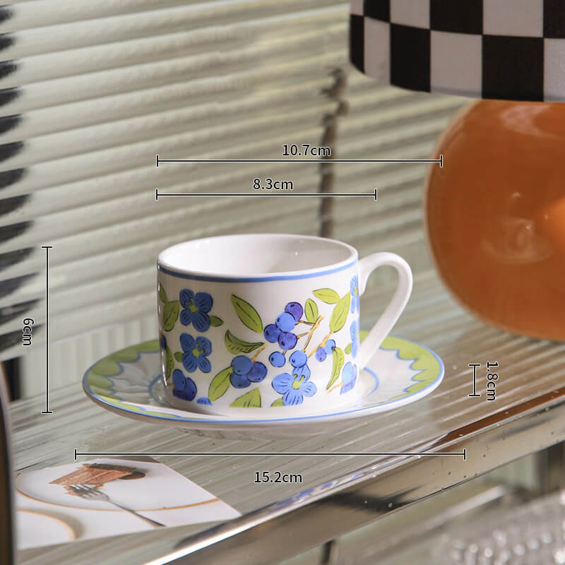 Lighteme Keramiktasse und Untertasse im Vintage-Blumenmuster