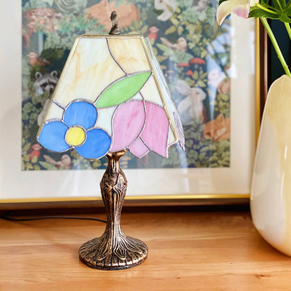 Lighteme Vintage Stained Glass Table Lamp