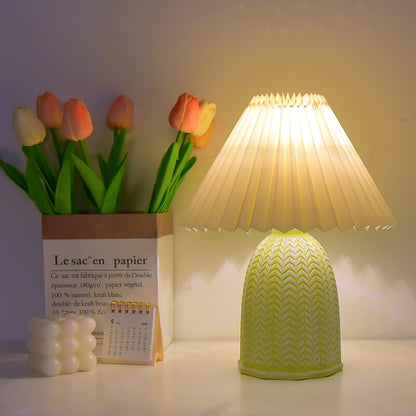 Lighteme Vintage Pleated Fan Table Lamp