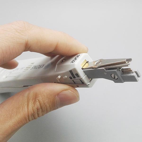 Outil de poinçonnage Lighteme