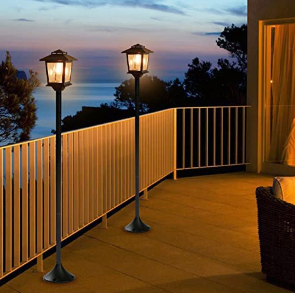 Lot de 2 lampadaires solaires d'extérieur Lighteme 63 pouces, lampadaires en aluminium, lampadaires solaires étanches pour jardin, blanc chaud