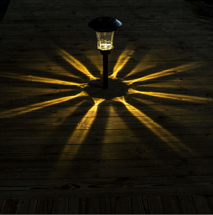 Lot de 8 lampes solaires pour allées Lighteme, jusqu'à 10 lumens 