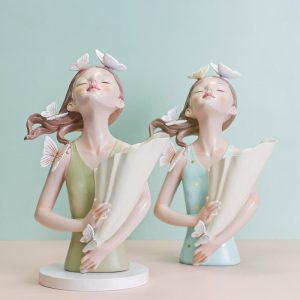 Lighteme Looking up Bouquet Girl Decoration